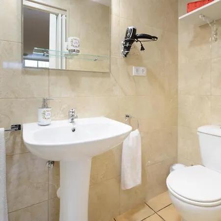 Con Piscina Ideal Parejas - Only Adults 別荘